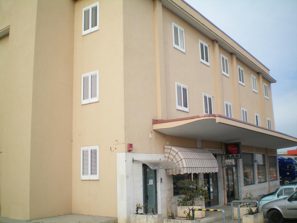 Hotel Zio Cataldo Corato Exterior photo